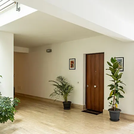 Mrb Real Estate - Maison Ludovica - Monolocale Moderno Con Giardino *