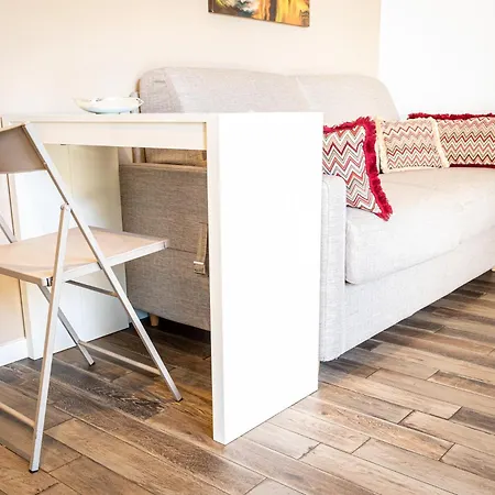 Mrb Real Estate - Maison Ludovica - Monolocale Moderno Con Giardino Apartment *