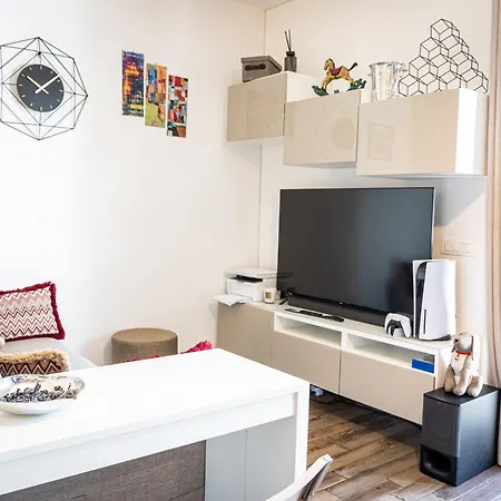 Mrb Real Estate - Maison Ludovica - Monolocale Moderno Con Giardino